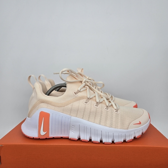 New Nike Free Metcon 6 Guava Ice Light Wild Mango Women's Workout Shoes Size 6 - Picture 3 of 8